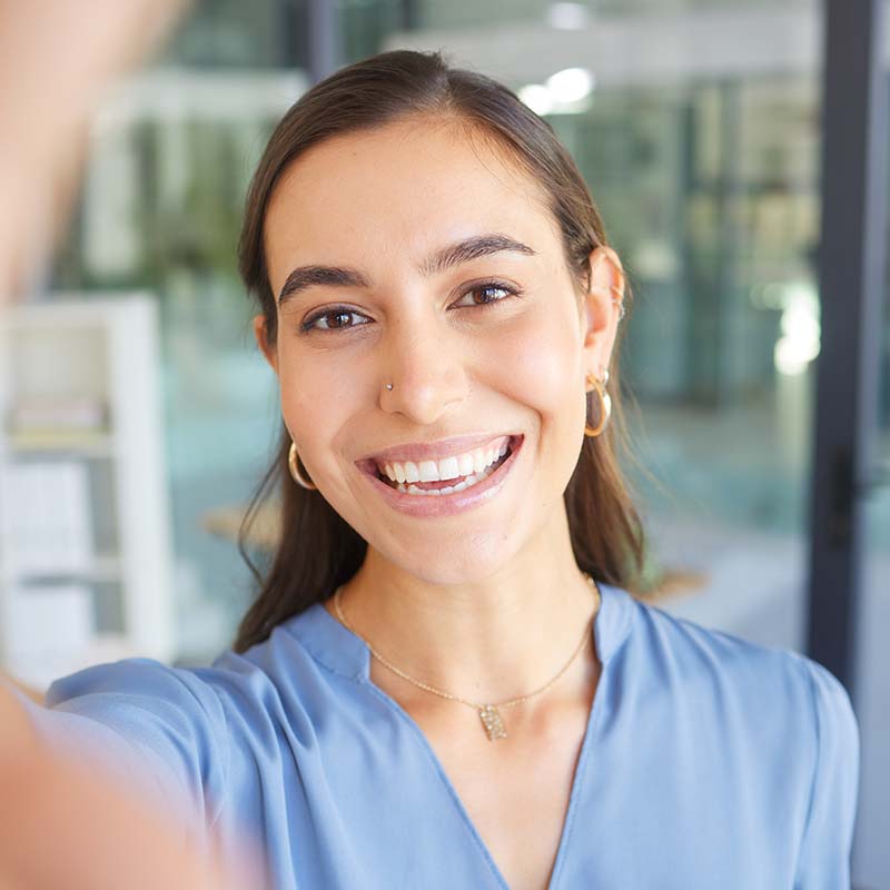 Luxury Holiday Home Management Dubai 12 Happy Portrait Or Business Woman Taking A Selfie Zyuxtvg